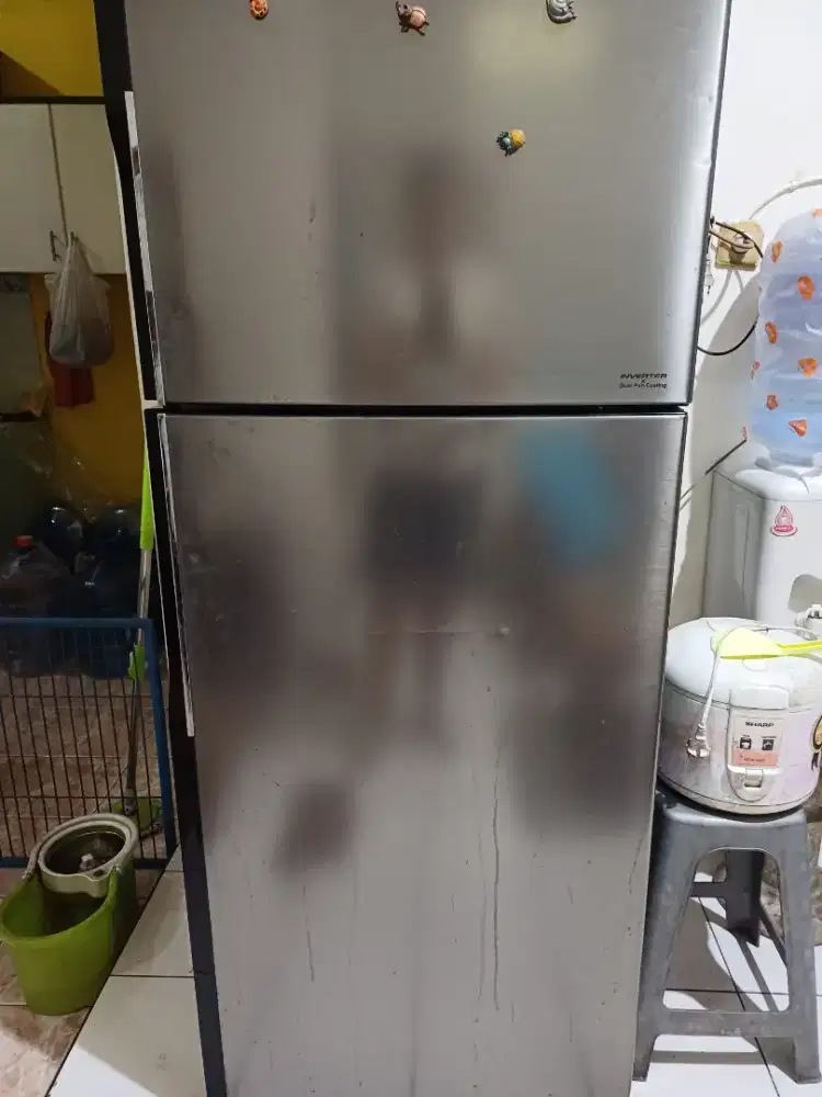 Kulkas bekas tp masih bagus