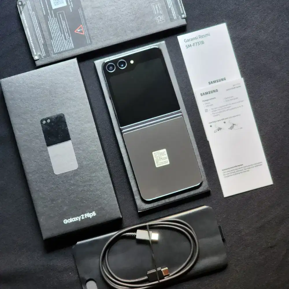 Samsung Z Flip5 8/512GB Graphite Ex SEIN