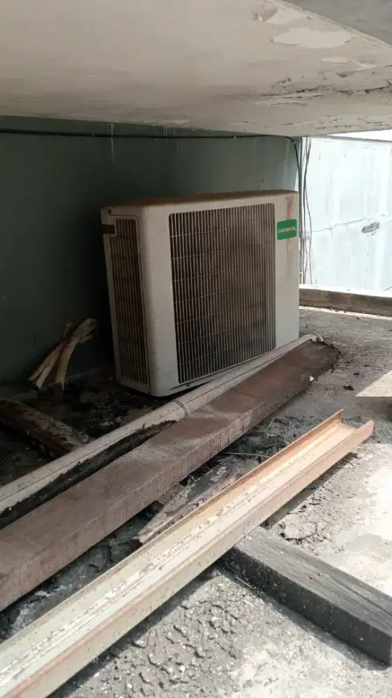 Terima ac bekas rusak