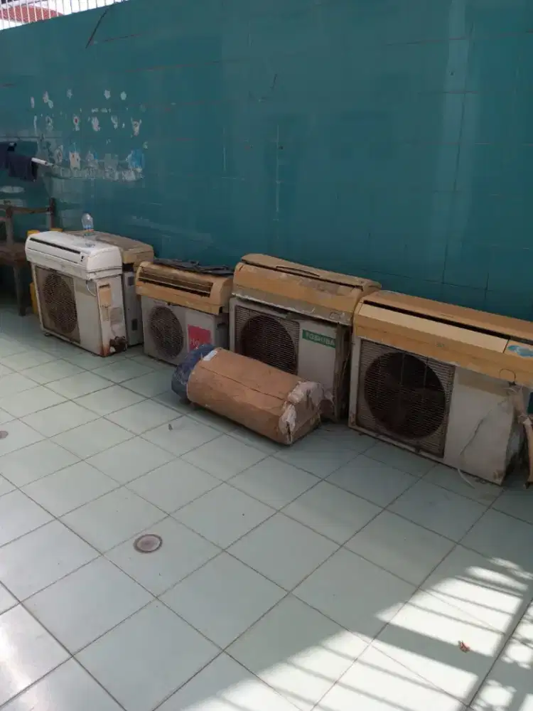 Terima ac bekas rusak