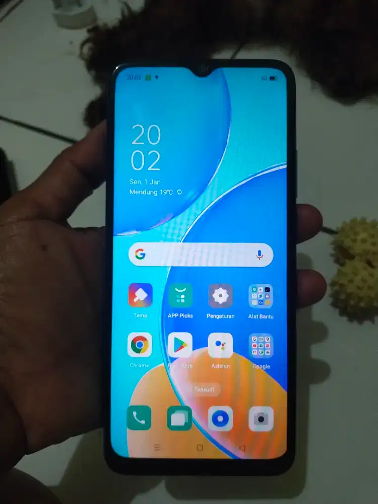 Oppo A15s  4/64  minus body agak jelek dikit udh pake temperglass