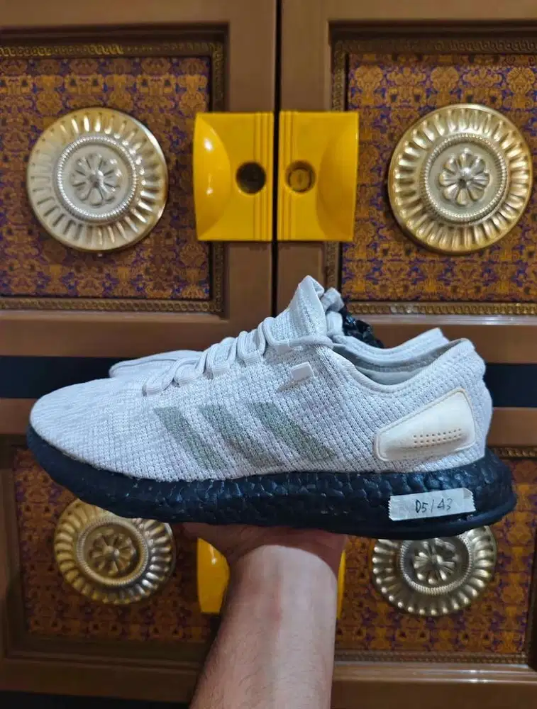 Dijual sepatu Adidas Pureboost Cloud Slip On Origina