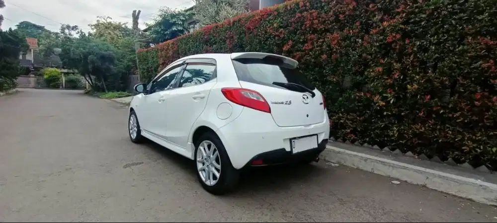 Mazda 2 Sports 2011 Automatic | Bisa Kredit