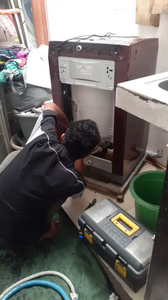 AHLI SERVICE CEK DISPENSER KULKAS MESIN CUCI AC DLL BERGARANSI
