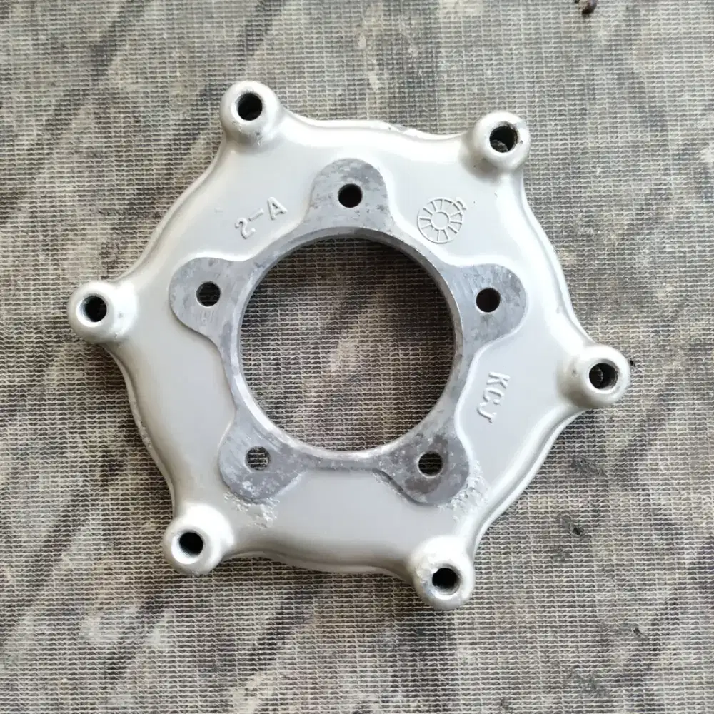 Hub/plendes piringan rem cakram depan Honda Tiger lama