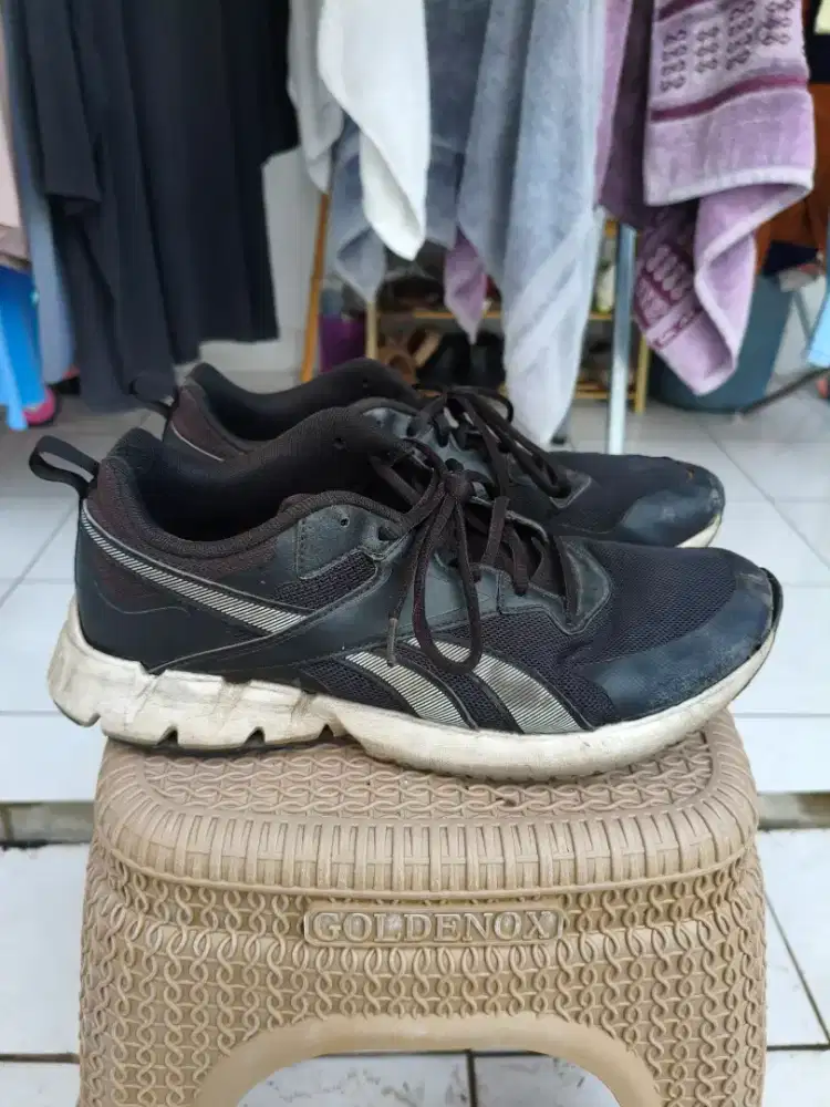 Sepatu bekas Reebok Running ori ukuran 43