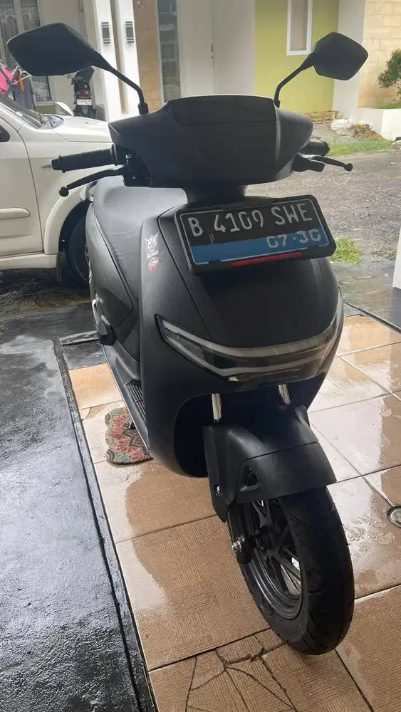 DIJUAL HONDA CUV e 2025 (2 BATERAI) KM 800 LIKE NEW