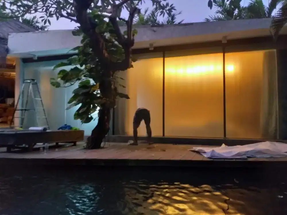 Stiker sanblas dan kaca film desain gambar bisa disesuaikan