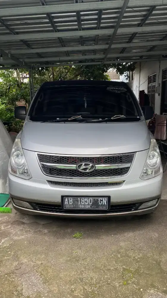 H1 2.4 AT Low KM ORI 12 Seat KULIT 2010 Hyundai H-1 Matic Bensin 2008