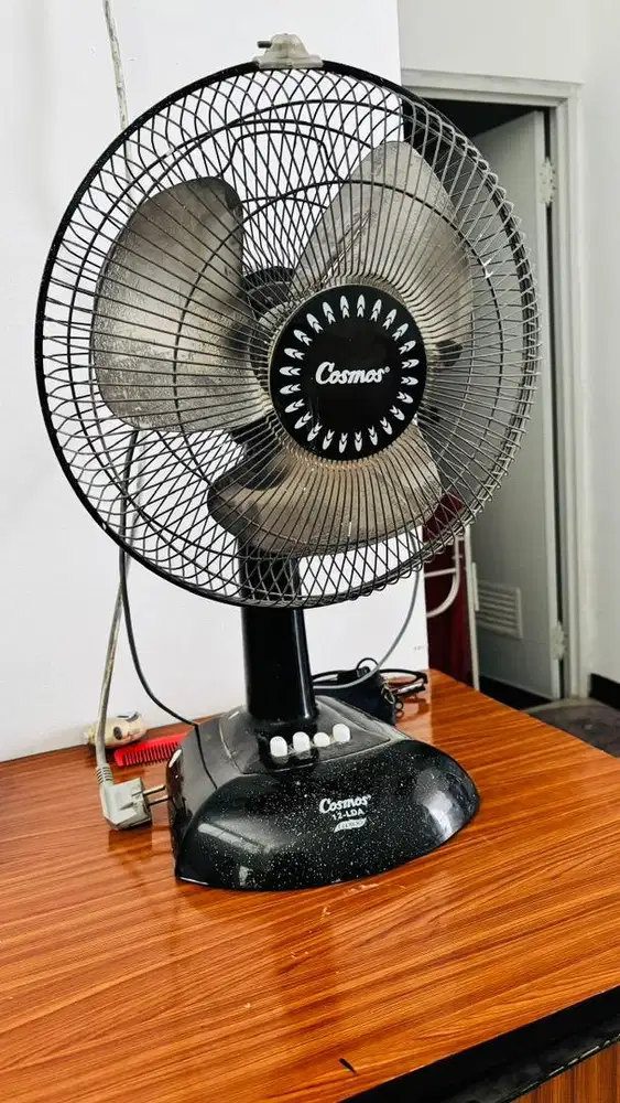 Kipas angin cosmos 16 inci