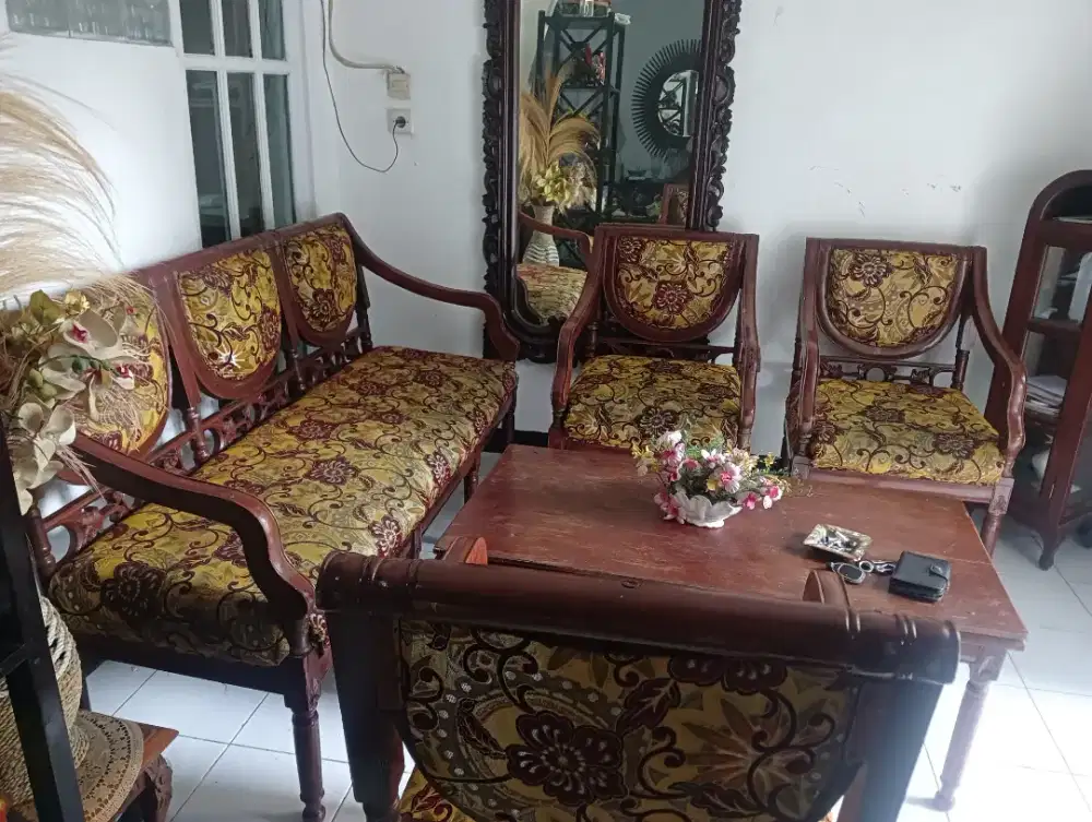 Kursi jati satu set murah