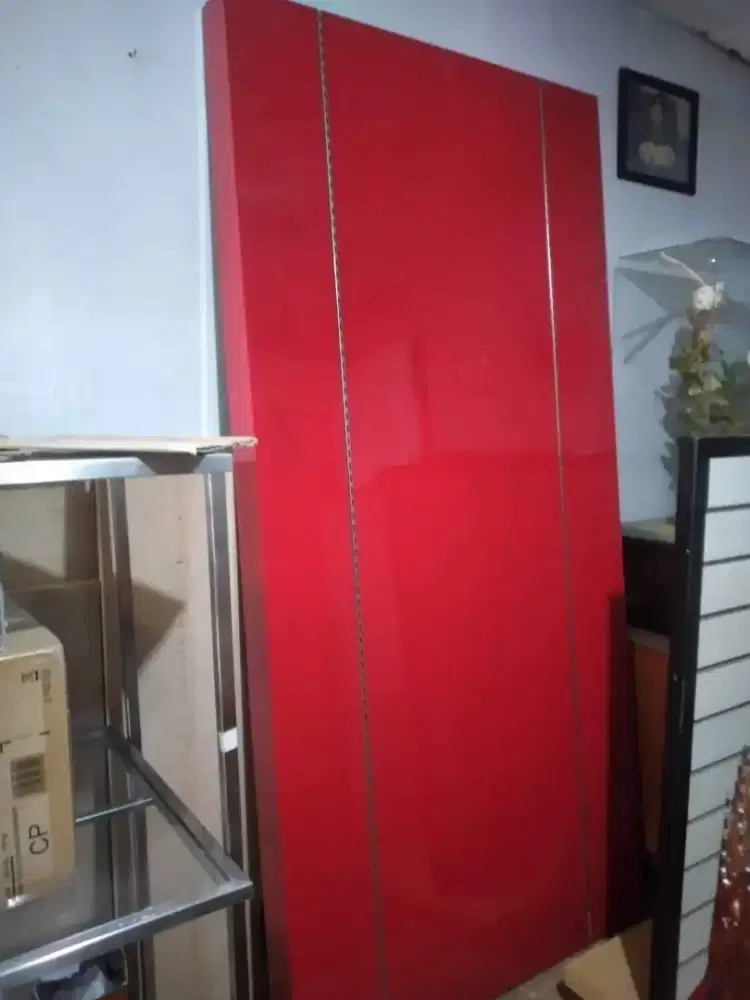 Papan display akrilik 210cmx100cm