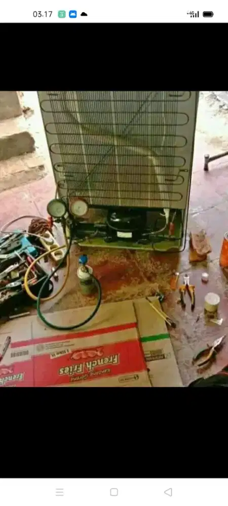Jasa service kulkas,showcase,frezer,m.cuci dan ac