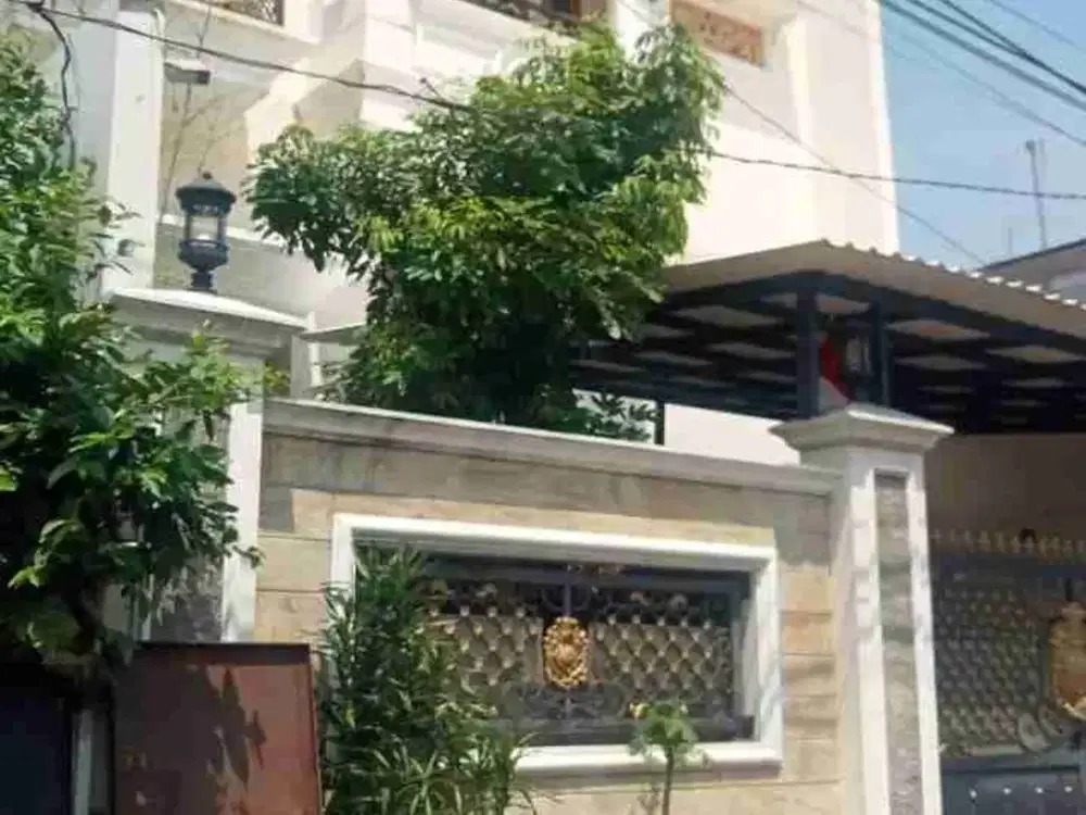 dijual rumah murah mewah 2.5 lt private pool komplek Kebayoran lama Jakarta selatan