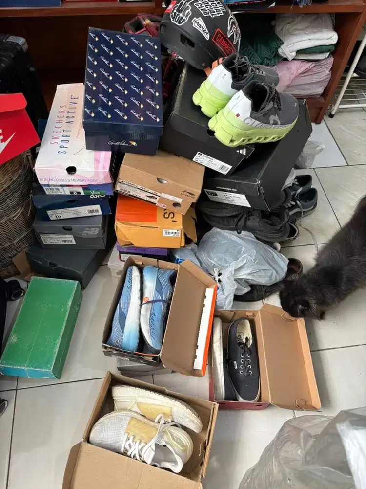 Dijual borongan sepatu pria & wanita