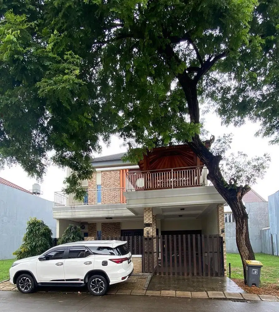 Di jual rumah 2 lantai siap huni di boulevard citra gran cibubur