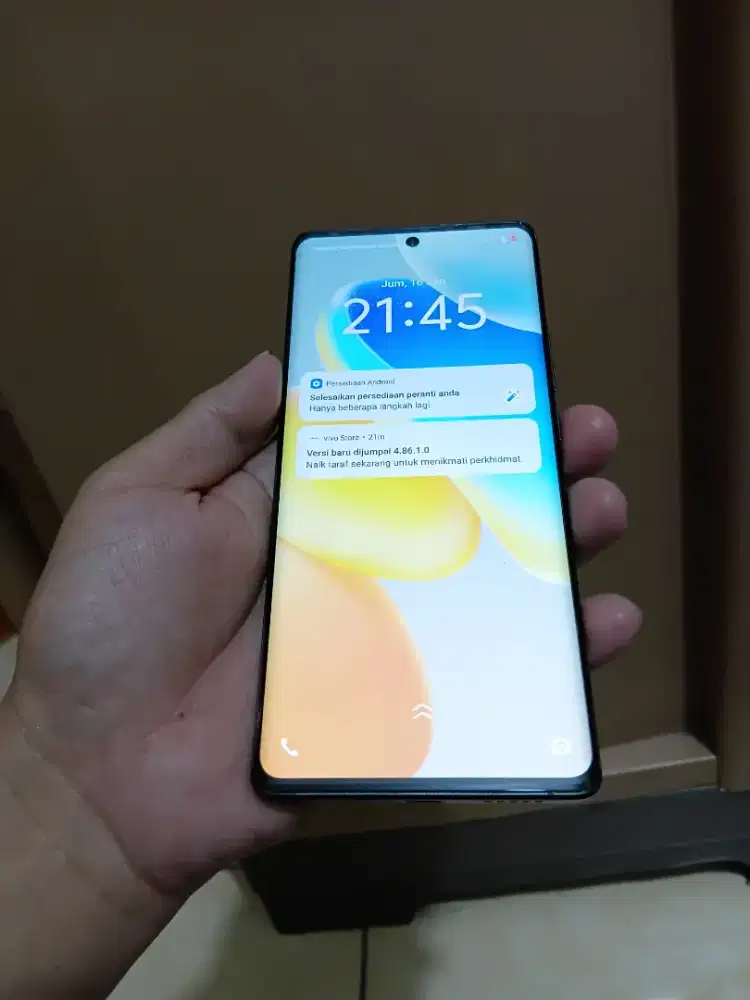 Vivo X80 5g ram 12gb