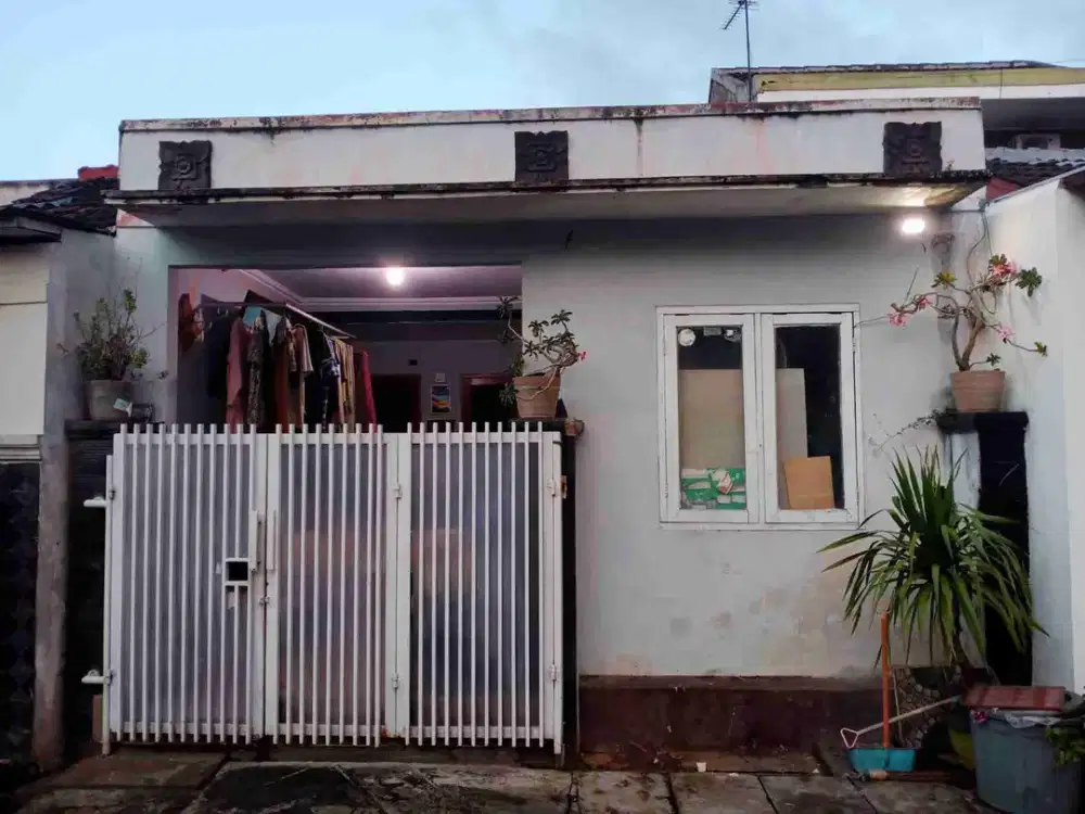 JUAL CEPAT 450Jt Rumah Cluster SIAP HUNI lokasi Karang Satria Bekasi