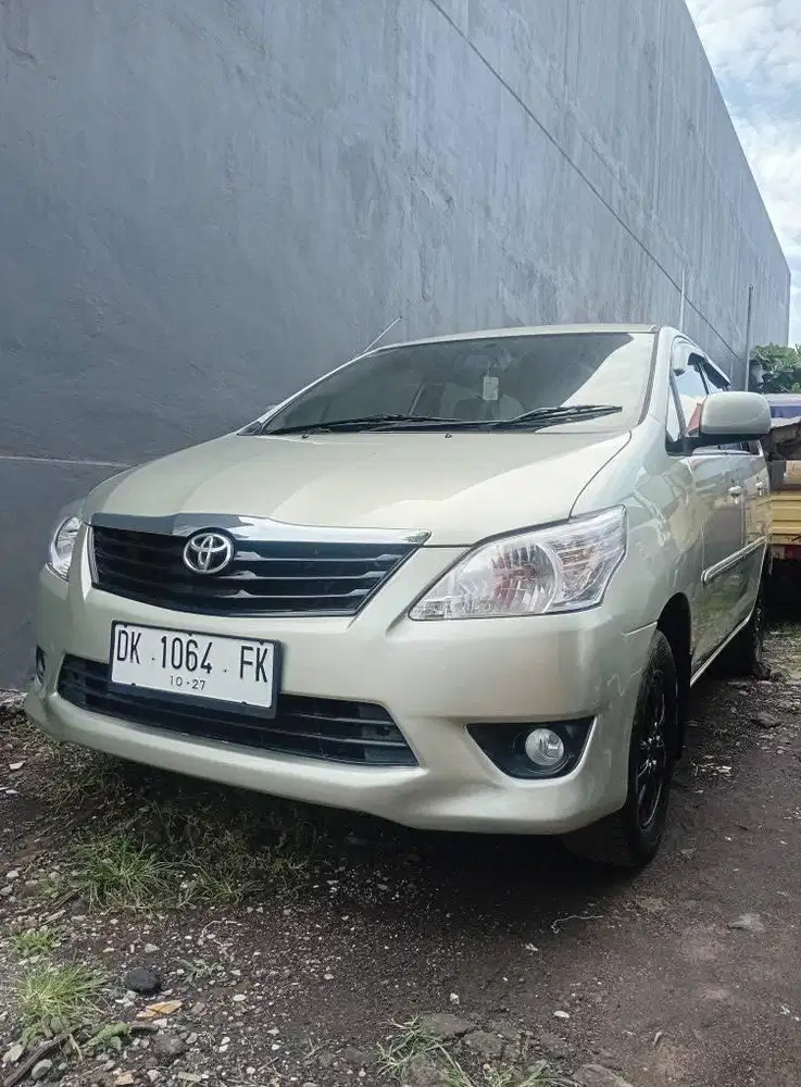 Kijang Innova G