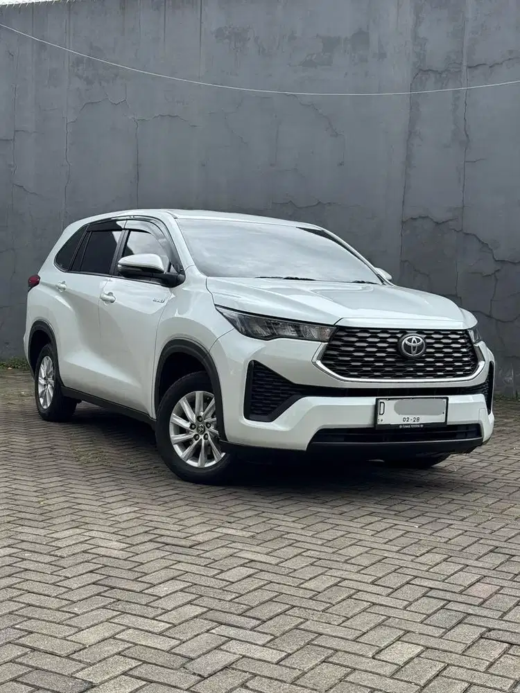 Innova zenix G hybrid 2022