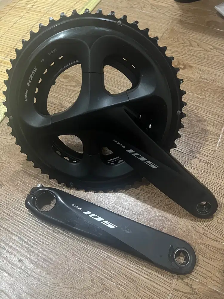 Crank shimano 105