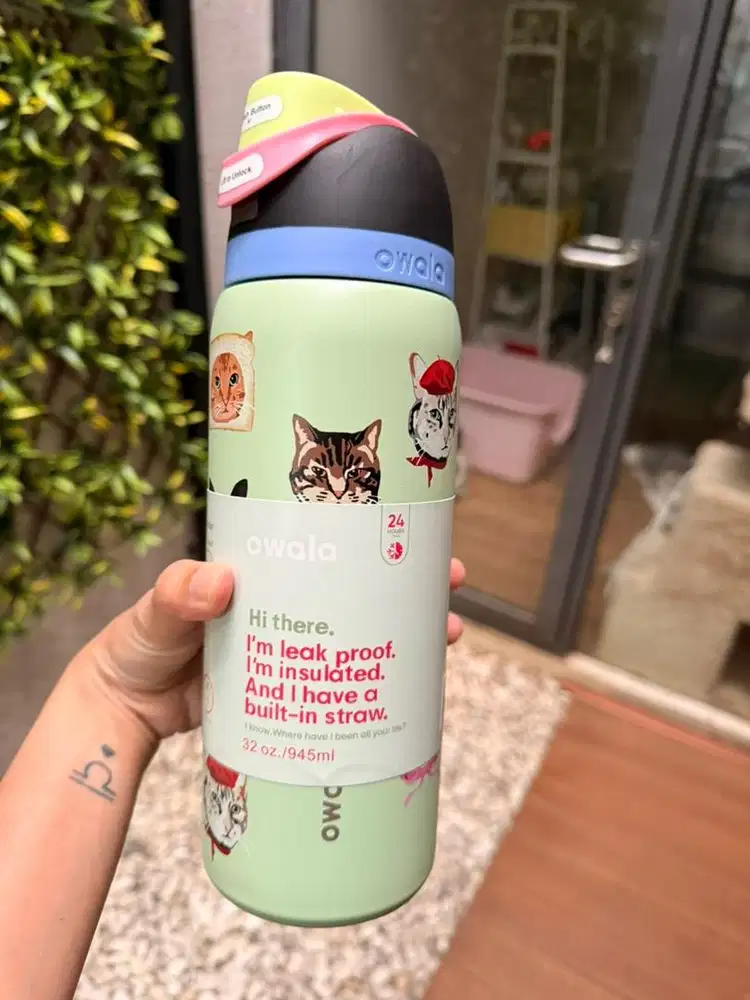 Tumbler Owala cat