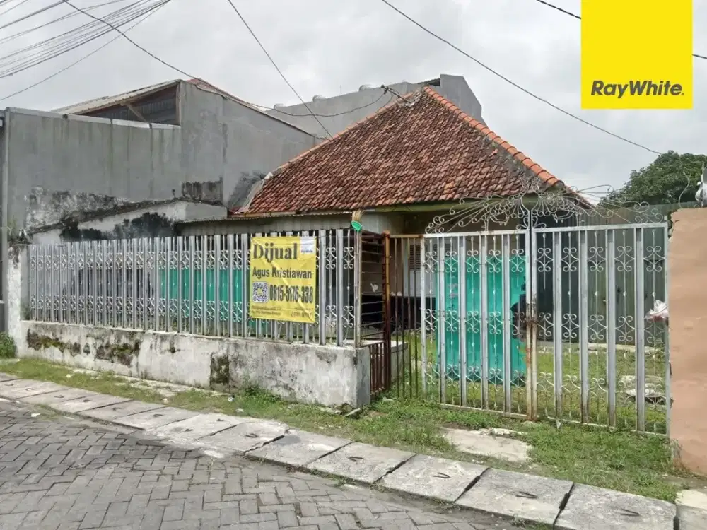 Dijual Rumah Hitung Tanah di Jalan Putro Agung Surabaya