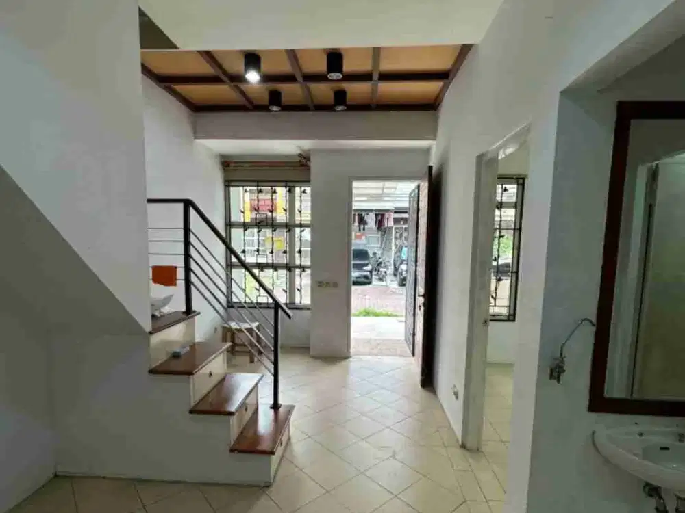 Dijual rumah lippo karawaci taman permata