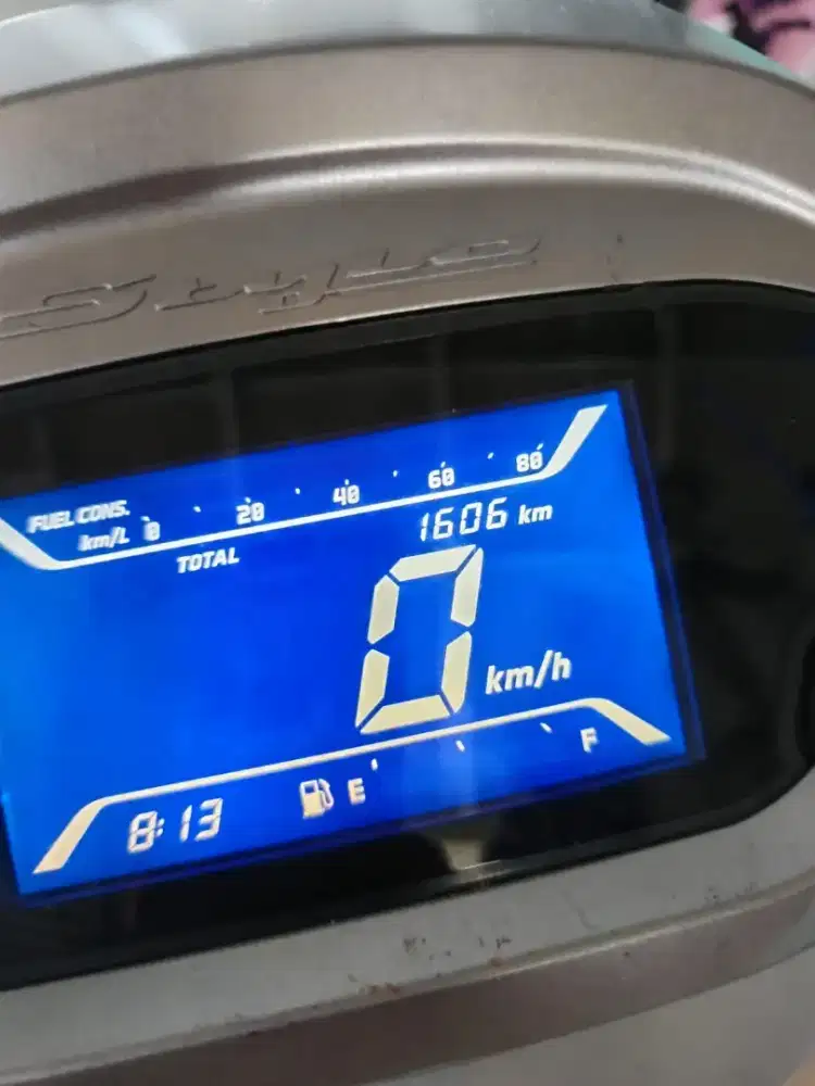 Stylo 160 ABS White Second Rasa Baru belum setahun