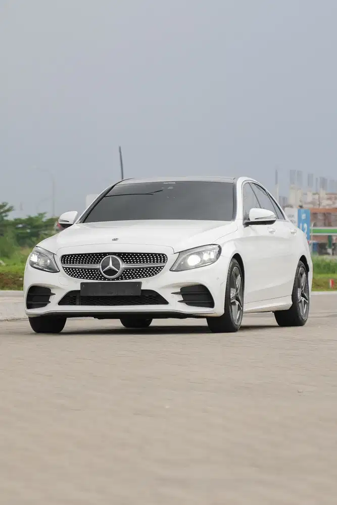 [ Like New! ] Mercedes Benz C300 AMG Facelift W205 2021 Bmw g20