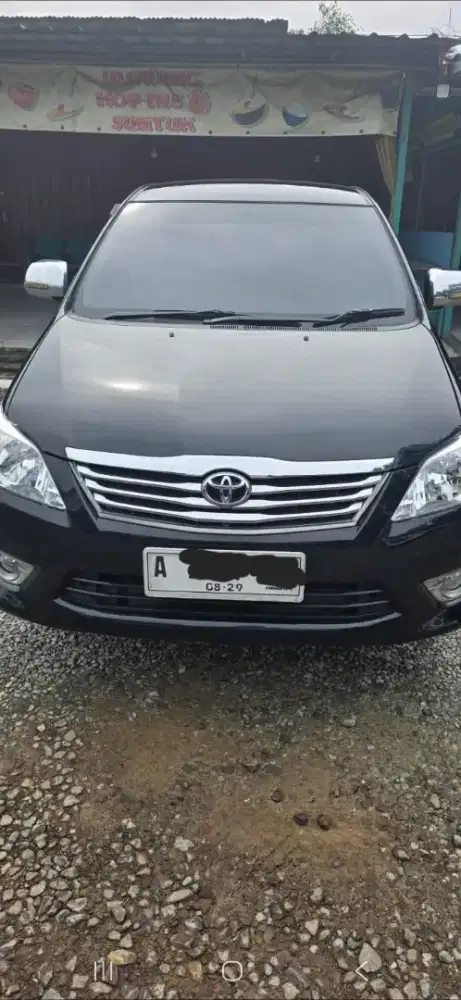 Jual mobil kijang innova thn 2012 warna hitam