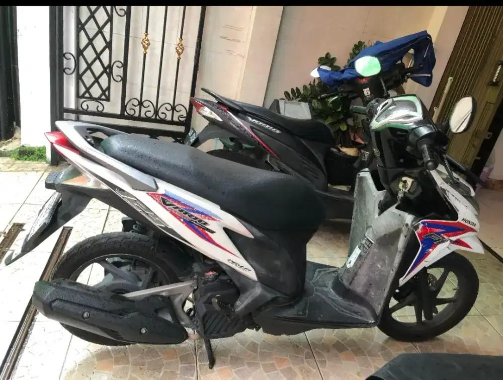 VARIO TECHNO 125 2013