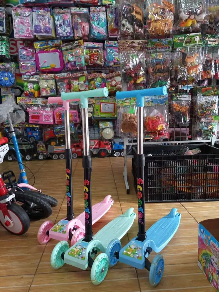 mainan anak scooter lipat roda 3