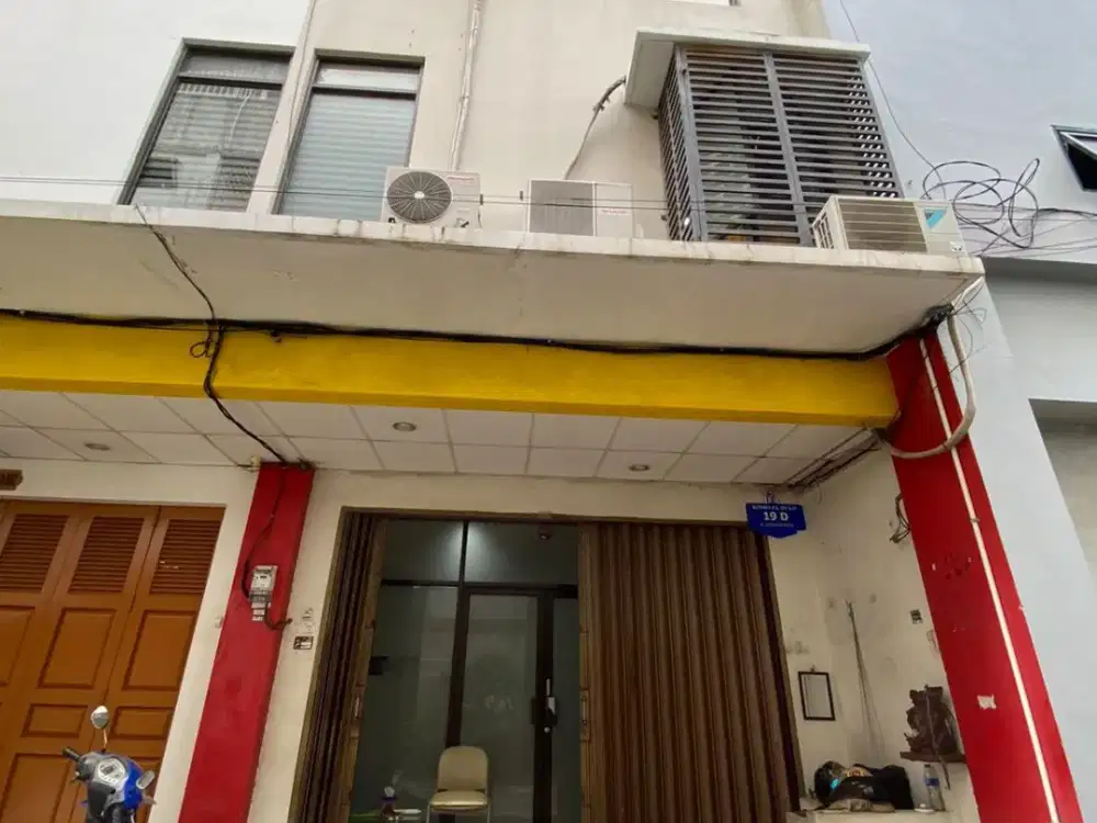 Dijual Lelang Ruko Jalan Keadilan Keagungan, Taman Sari Kota - Jakarta Barat