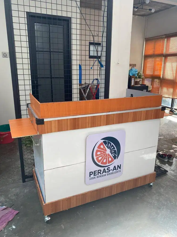 MEJA BOOTH LIPAT KOPER PORTABLE