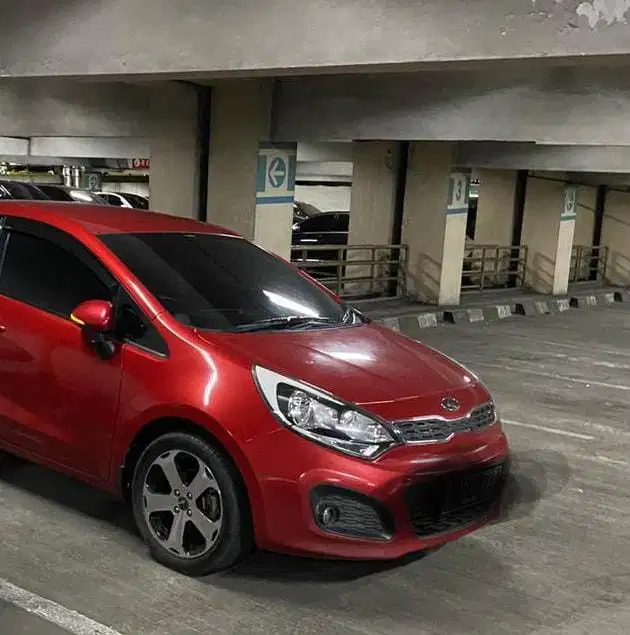 Kia Rio 2014 Bensin Manual Low KM