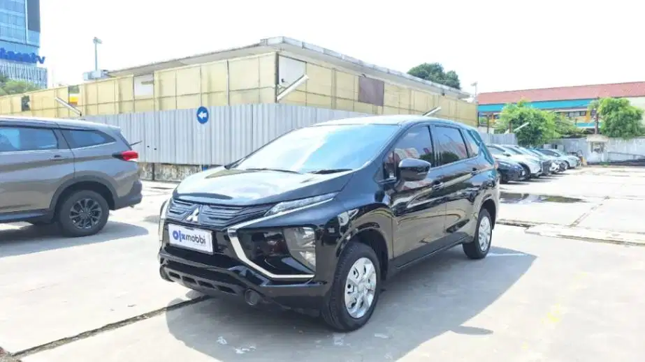 DP MURAH - Mitsubishi Xpander 1.5 GLX Bensin-MT 2020 Hitam