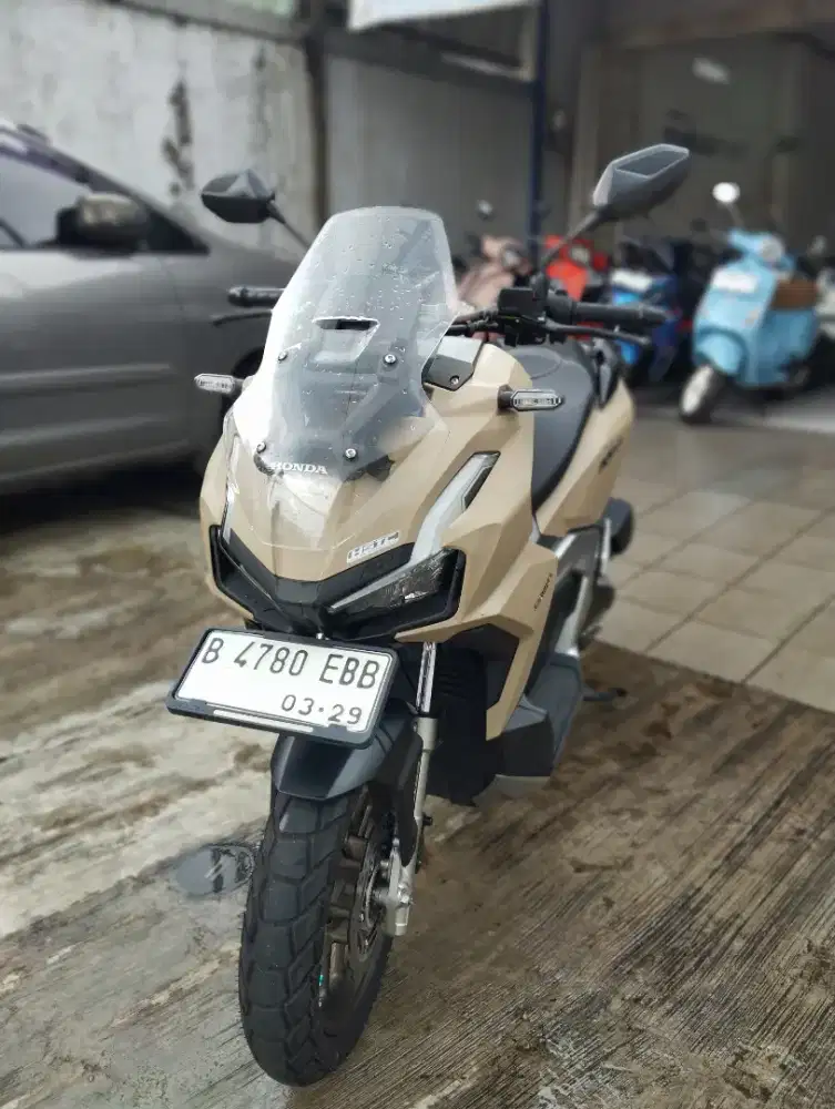 LIKE NEW ADV 160 ABS 2024 KM 1k PJK MARET 2027 Cash Kredit TT Tokped