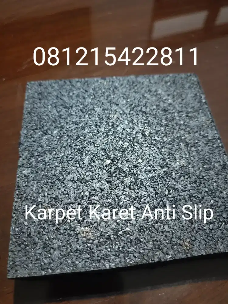 Karpet Karet Anti Slip Gym,Playground,Home Studio Prosional 50x50x4 cm