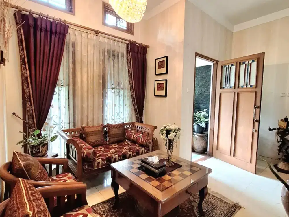 Rumah Besar dalam cluster premium di Sektor 7 Bintaro pr 9908