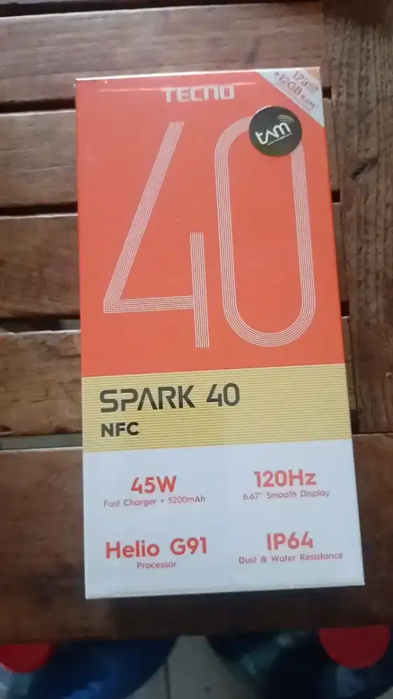 Tecno spark 40 ram 6/128 Putih