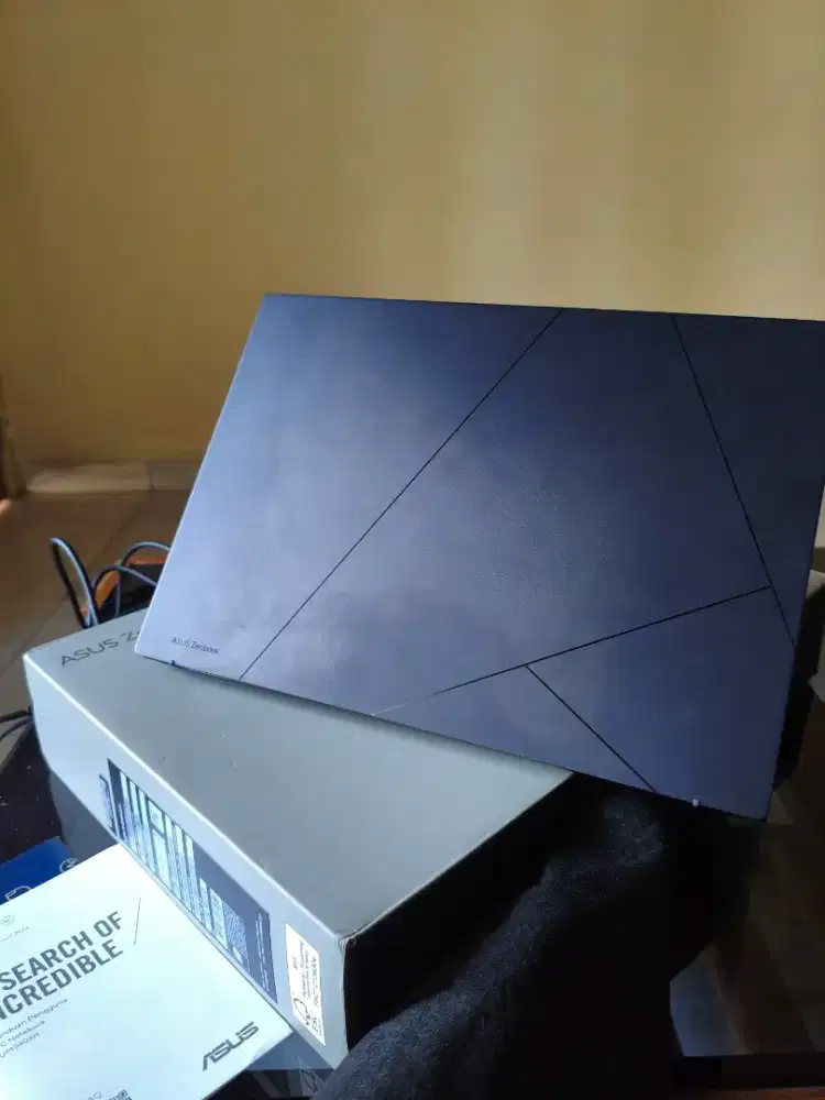 Asus zenbook 14 oled Ssd 1tb ryzen 7 8840hs