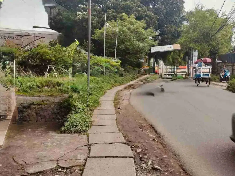 Disewakan tanah di pinggir jalan Lengkong Karya-Serpong Utara