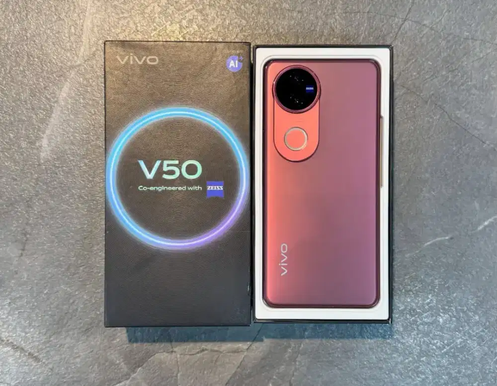 VIVO V50 12/512 BARU