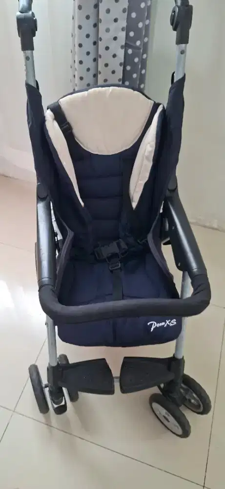 Stroller bayi PoneaXS