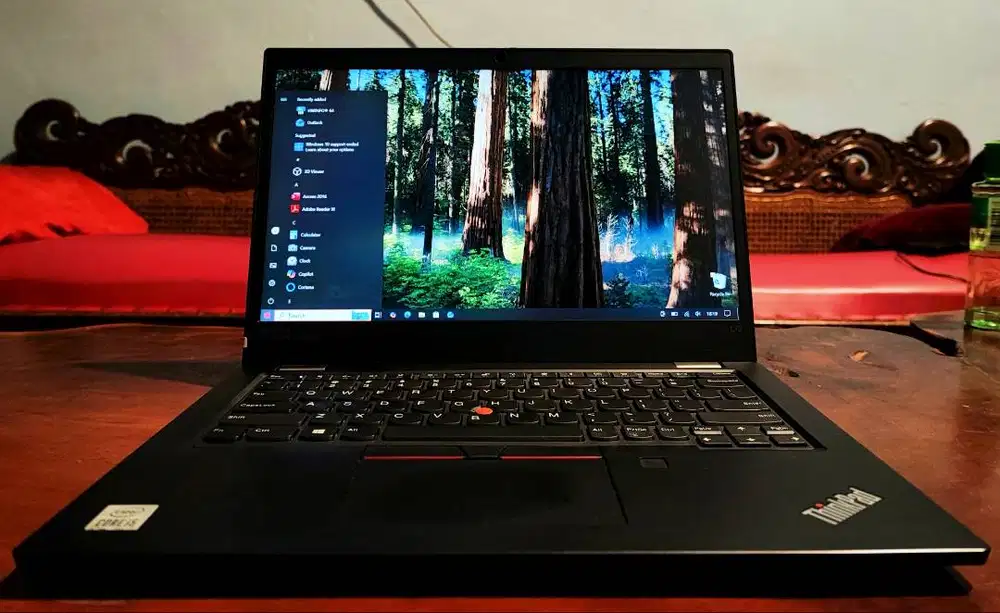 Laptop Design Lenovo Touchscreen Intel Core i5 10th RAM 8GB SSD 256GB