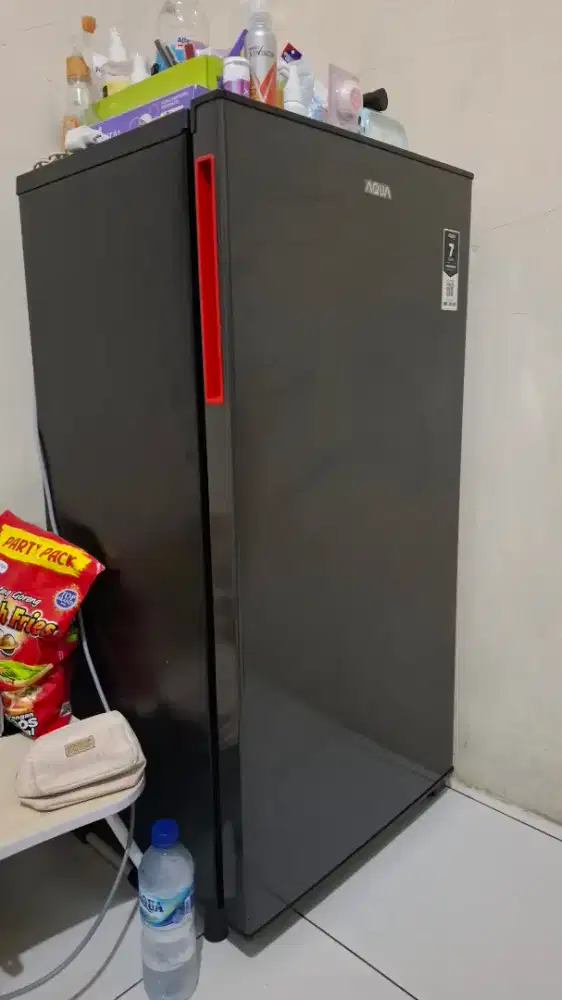 Kulkas AQUA 181