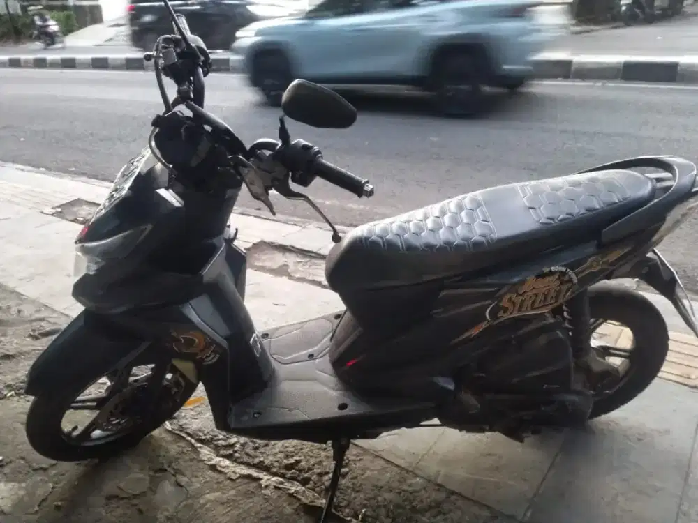 Dijual honda beat street