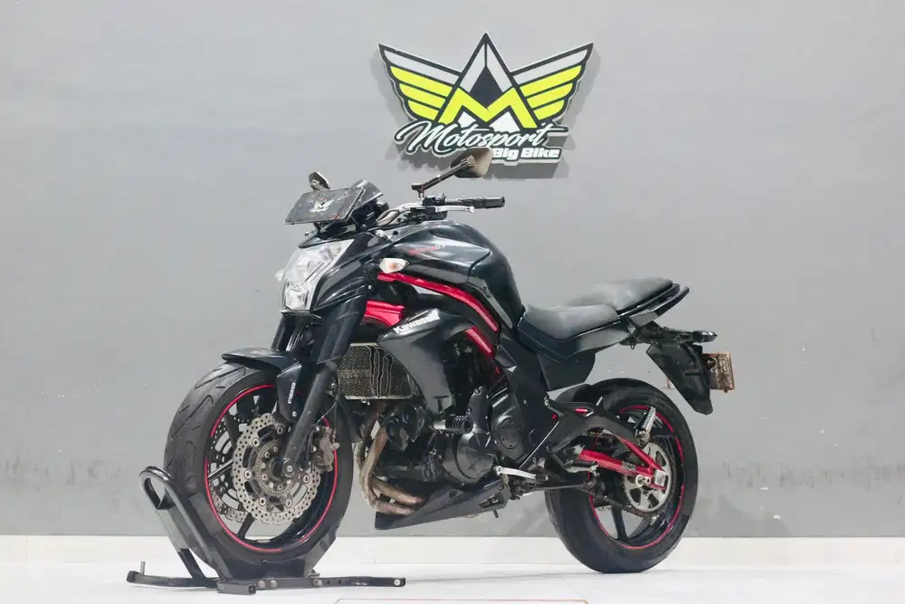 Kawasaki er6n 650 ABS Red casis like new mesin sehat unit siap turing