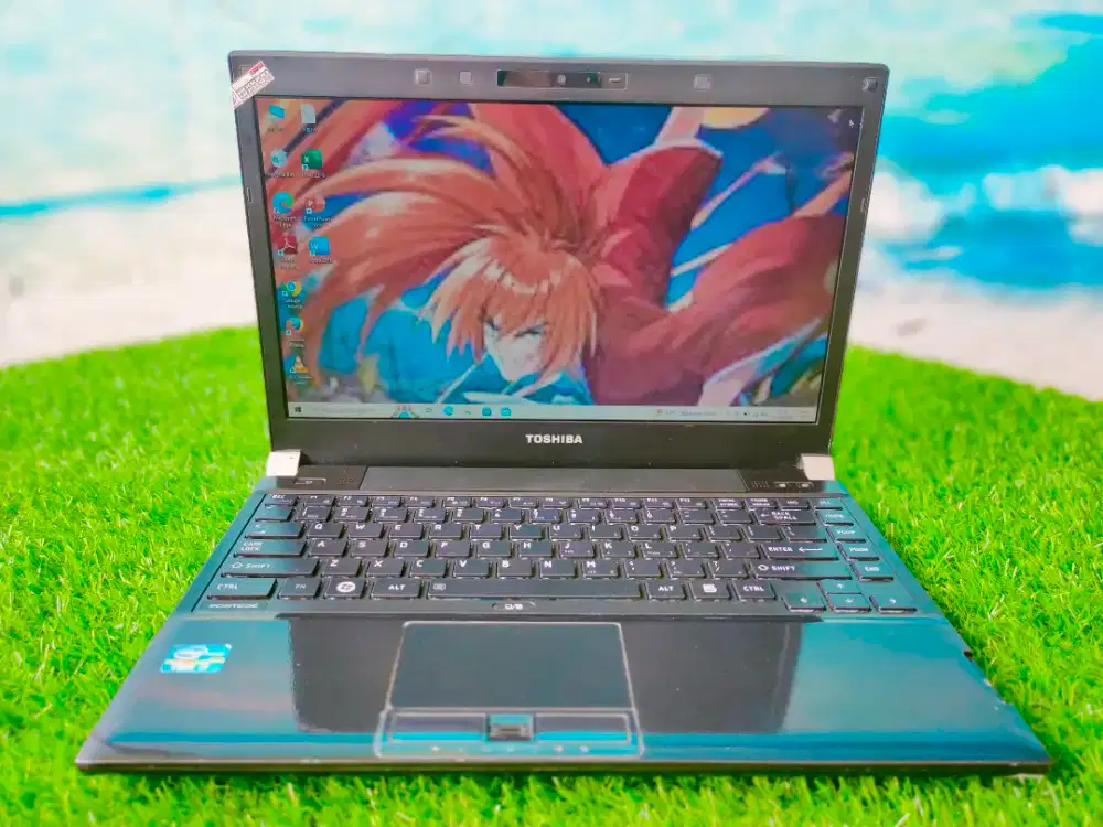 LAPTOP TOSHIBA PR830 i7 8GB SSD 200GB DESIGN GAME EDITING RINGAN